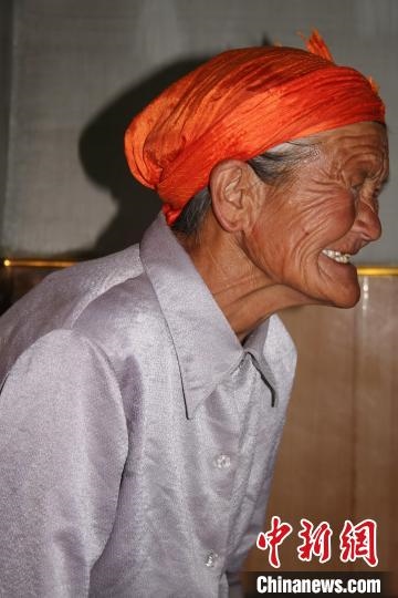 薩仁托婭拍攝的“草原母親”。　薩仁托婭供圖