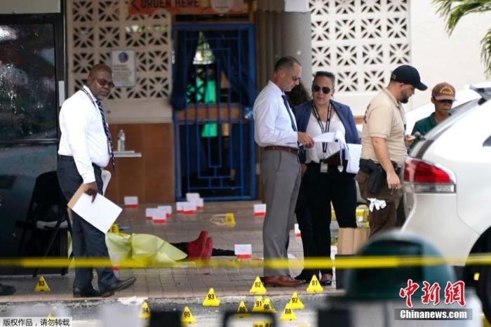 當(dāng)?shù)貢r間5月30日凌晨，位于美國佛羅里達(dá)州東南部的邁阿密戴德縣發(fā)生大規(guī)模槍擊事件，造成2人死亡、20多人受傷。圖為槍擊案現(xiàn)場。