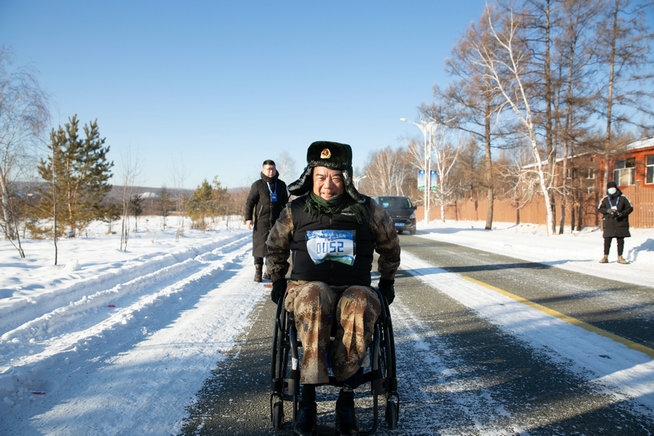 中共黨員、一等功榮立者王曙光不畏嚴(yán)寒，挑戰(zhàn)自我（王鵬）.jpg