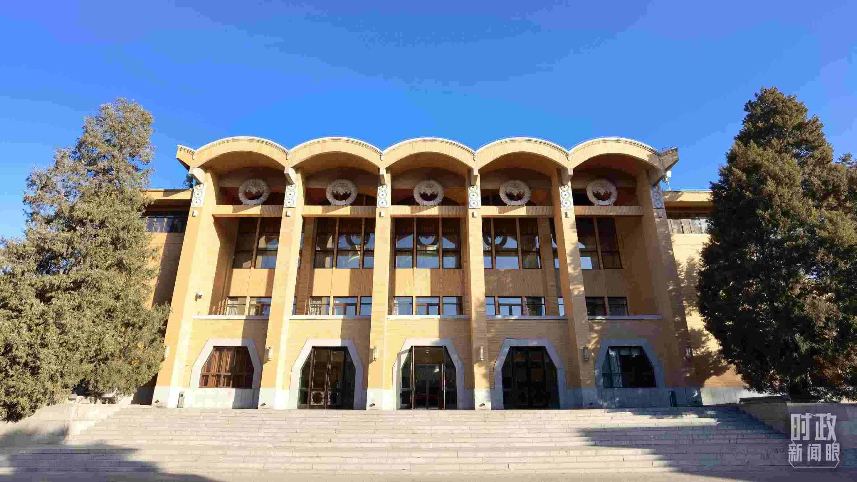 △2023年3月1日，中央黨校建校90周年慶祝大會(huì)在這里舉行。（總臺(tái)央視記者石丞拍攝）