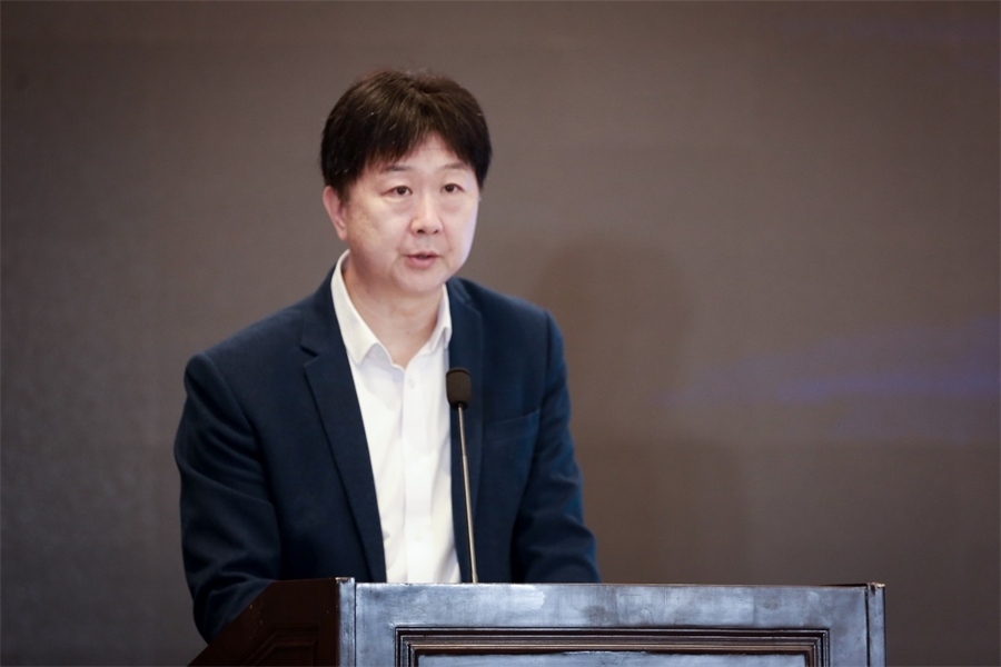 中國民主法制出版社黨委書記、社長、總編輯 劉海濤