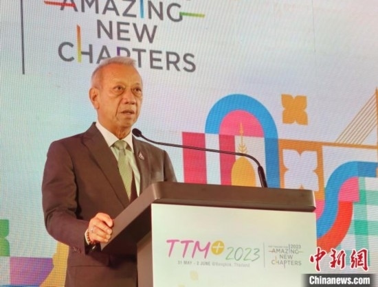 泰國旅游及體育部部長皮帕在開幕式上致辭。 趙婧楠 攝