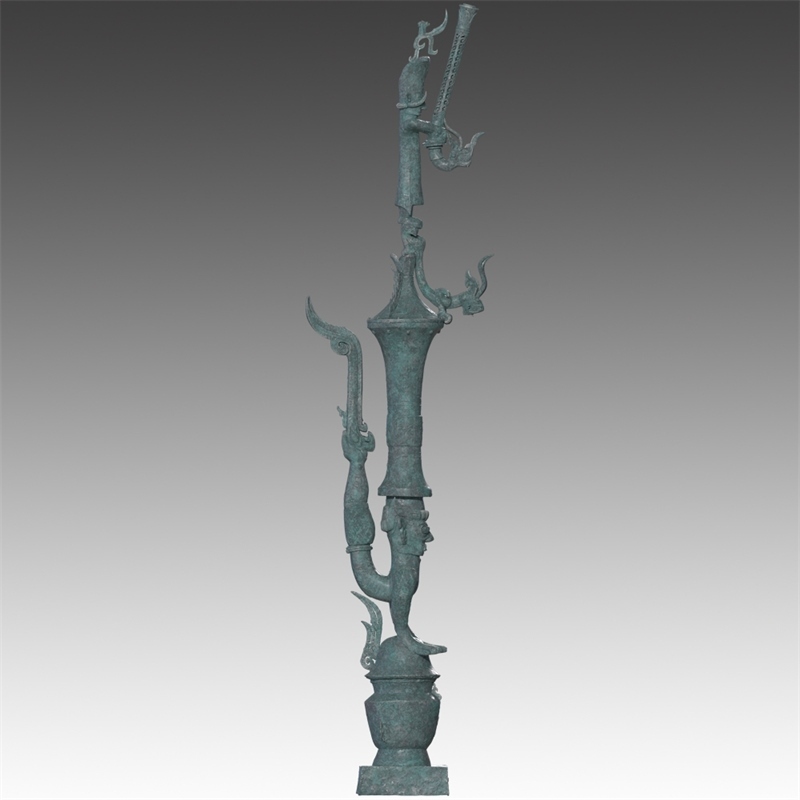 銅罍座倒立鳥足頂尊神像。四川省文物考古研究院供圖