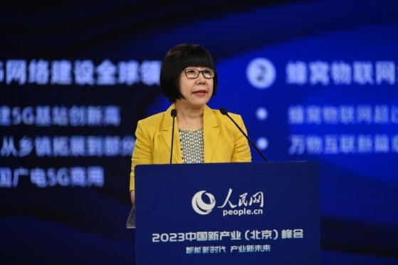 人民網(wǎng)監(jiān)事會(huì)主席唐維紅。人民網(wǎng)記者 于凱攝