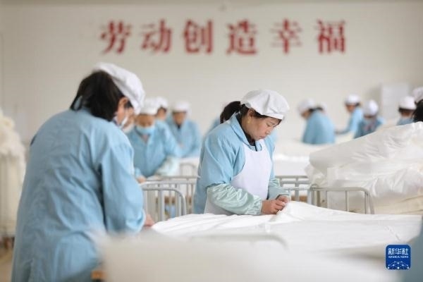 鏡觀中國(guó)丨雙面“繡”姑蘇