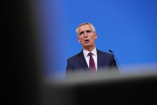 7月6日，在比利時布魯塞爾的北約總部，北約秘書長斯托爾滕貝格在會議后召開新聞發(fā)布會。新華社記者鄭煥松攝