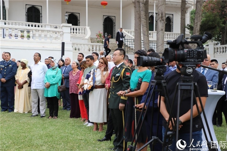 圖為招待會(huì)現(xiàn)場。人民網(wǎng)記者 王傳寶攝
