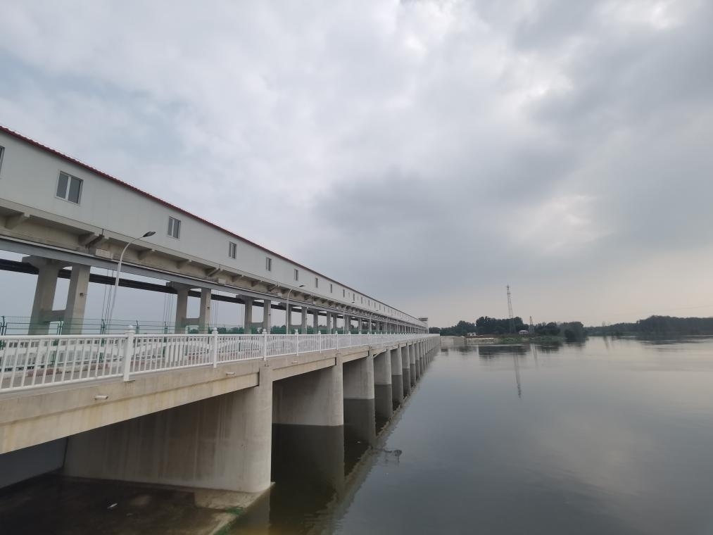 圖為獨流減河進(jìn)洪南閘。新華社記者 劉惟真 攝