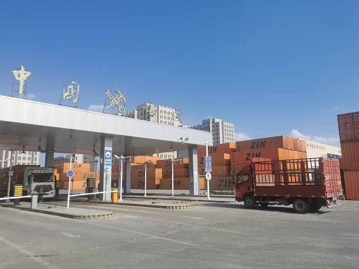 鄭州國(guó)際陸港海關(guān)監(jiān)管場(chǎng)所。鄭州車站海關(guān)供圖