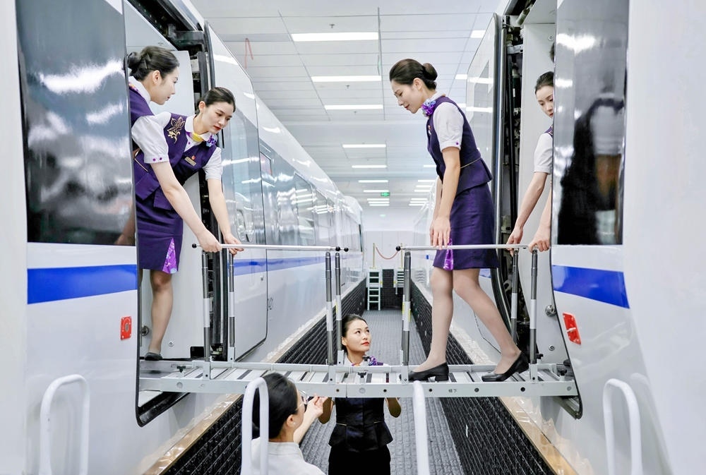 應(yīng)急處置培訓(xùn)。