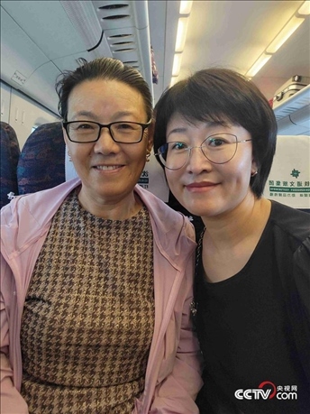 （呼群、寶力母女 受訪者供圖）