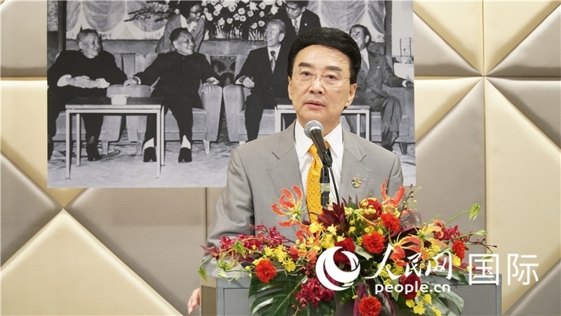 在日中國(guó)企業(yè)協(xié)會(huì)會(huì)長(zhǎng)王家馴致祝酒詞。人民網(wǎng) 蔣曉辰攝