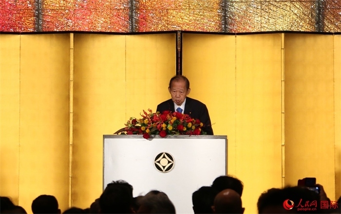 日中友好議員聯(lián)盟會長二階俊博發(fā)表致辭。人民網(wǎng) 許可攝