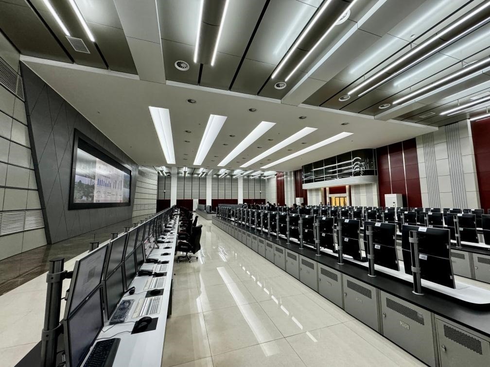近日拍攝的公司管控中心。新華社記者 胡晨歡 攝