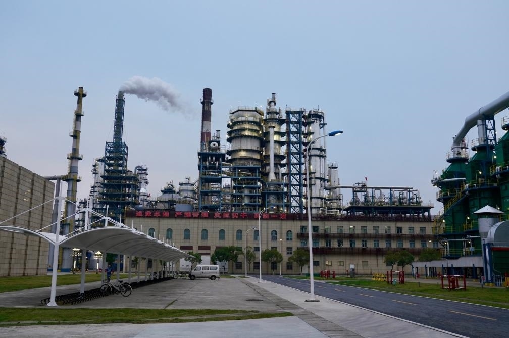 近日拍攝的公司煉油廠。新華社記者 胡晨歡 攝