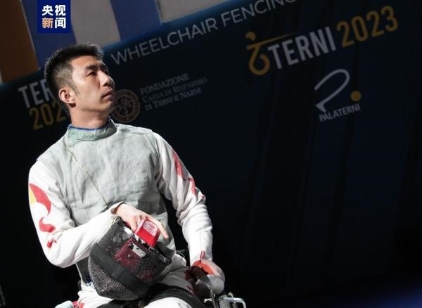 黃曉連、孫剛擔任杭州亞殘運會開幕式中國代表團旗手