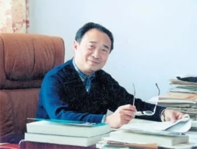 中年時(shí)的鐘萬(wàn)勰。大連理工大學(xué)供圖