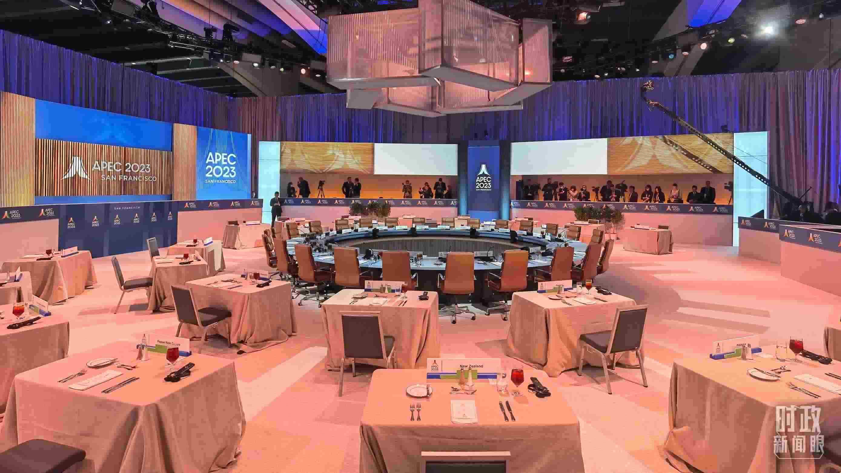 △會議開始前的現(xiàn)場。（總臺央視記者石丞拍攝）