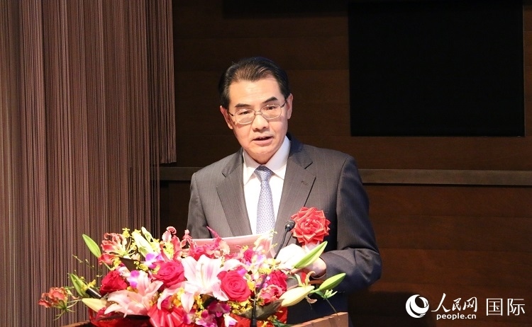 中國(guó)駐日本大使吳江浩發(fā)表致辭。人民網(wǎng) 許可攝