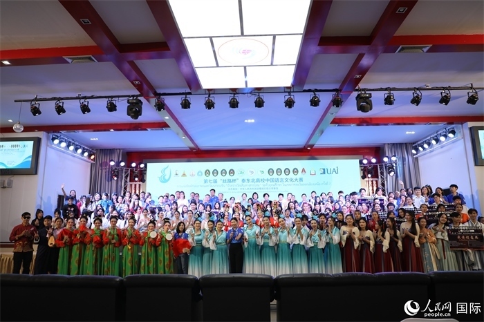 獲獎選手合影。人民網(wǎng)記者 孫廣勇攝