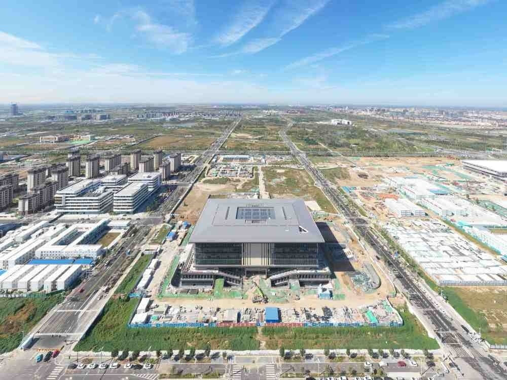 這是雄安新區(qū)大學園圖書館（2023年10月1日攝，無人機照片）。新華社記者 朱旭東 攝