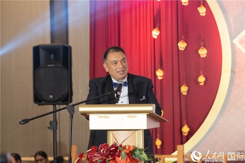 菲外交部副部長多明戈出席年會并致辭。人民網(wǎng)記者樊帆 攝