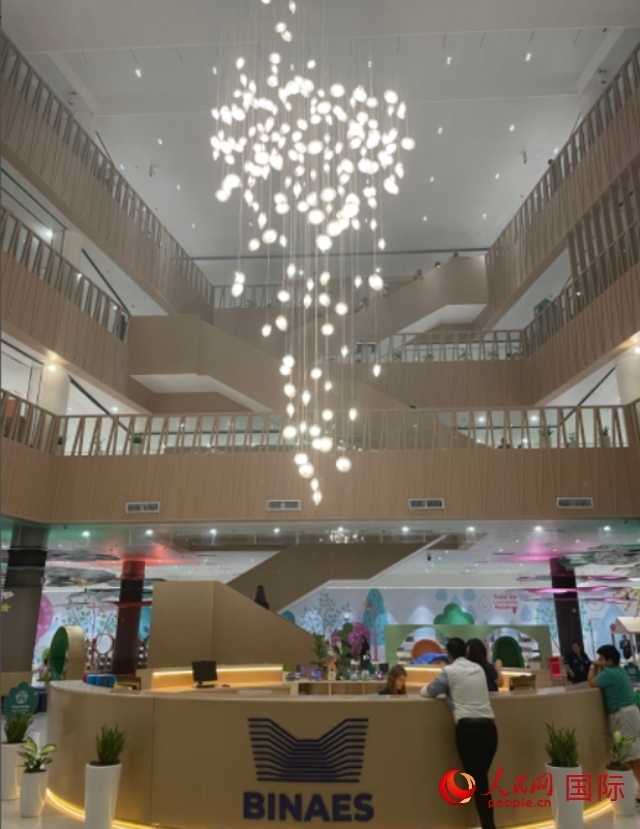 圖為中國援助薩爾瓦多國家圖書館內(nèi)景。 人民網(wǎng)記者 彭敏攝