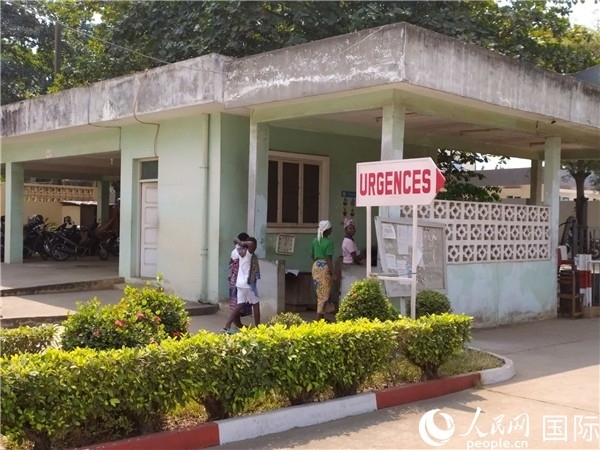 莫諾和庫福省中心醫(yī)院急診科。人民網(wǎng)記者 黃培昭攝