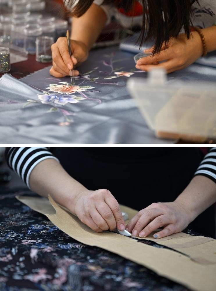 拼版照片：上圖為老美華定制車間的制衣師傅在面料上貼鉆；下圖為老美華定制車間的制衣師傅在面料上劃線（2023年12月8日攝）。天津老美華始創(chuàng)于1911年，歷史上以“千層底”布鞋聞名，是享譽津門的“中華老字號”。新華社記者 李然 攝