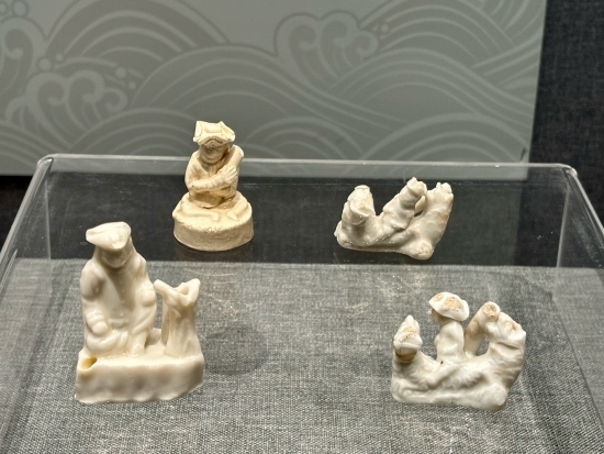 德化縣陶瓷博物館陳列的荷蘭人口哨。人民網(wǎng)記者 金慧慧攝