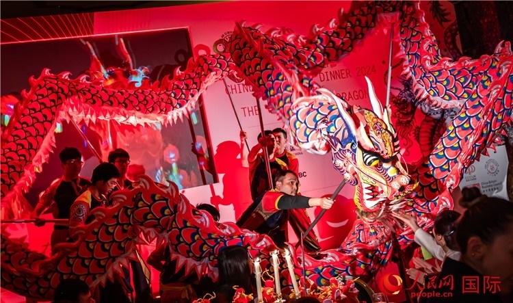 “共慶中國(guó)年 共享新機(jī)遇”破冰者新春晚宴現(xiàn)場(chǎng)盛況。人民網(wǎng) 郭錦標(biāo)攝