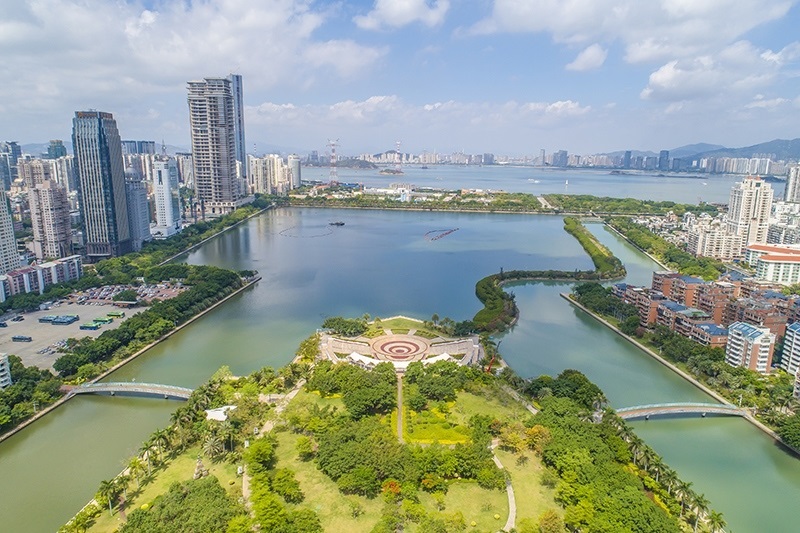 2021年5月15日，廈門，航拍筼筜湖，景色優(yōu)美。