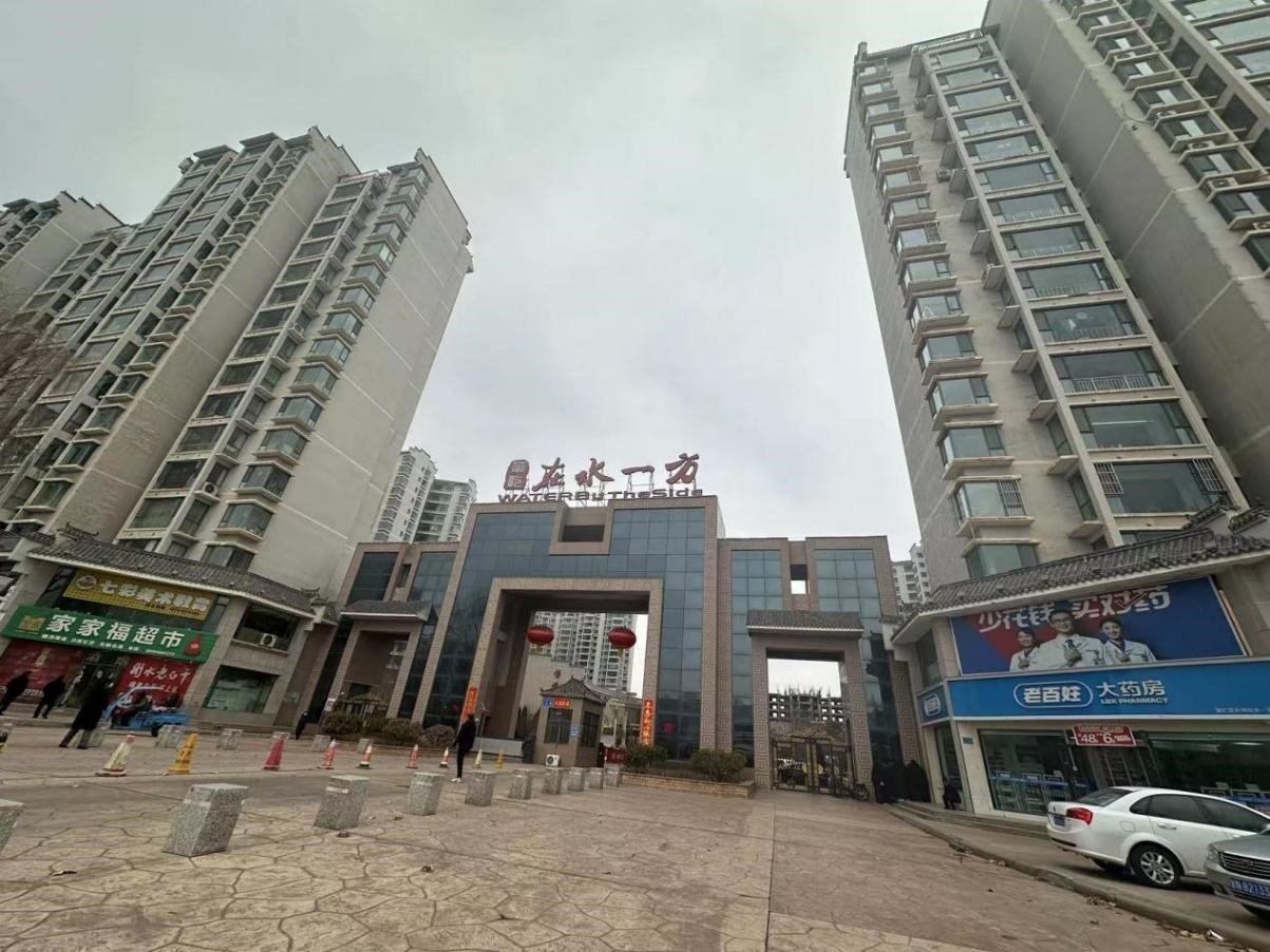 甘肅省永靖縣“在水一方”小區(qū)。人民網(wǎng)記者 馬昌攝