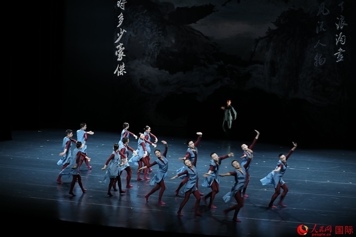 《詩憶東坡》美國巡演將持續(xù)2周，在華盛頓、紐約進行共計8場演出。人民網(wǎng)記者 李志偉攝