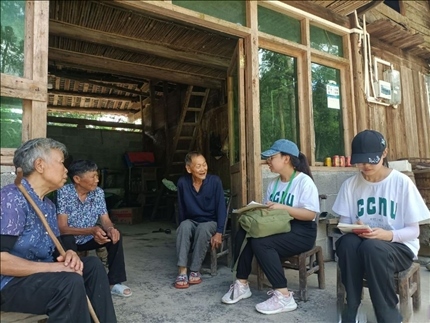 △ 2022年7月，華中師范大學(xué)生命科學(xué)學(xué)院鄉(xiāng)村振興之旅暑期實踐隊赴湖北省恩施市宣恩縣長潭河侗族鄉(xiāng)開展“生態(tài)文明助力鄉(xiāng)村振興”暑期社會實踐活動。