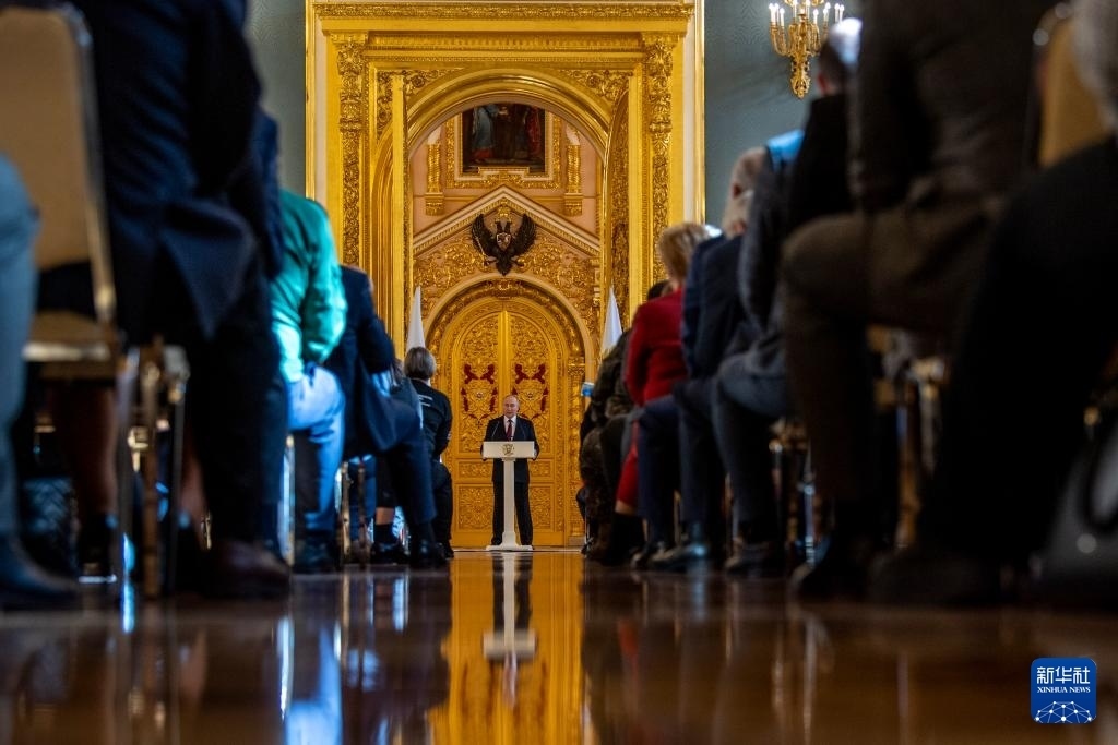 3月20日，俄羅斯總統(tǒng)普京在莫斯科克里姆林宮與其競選團隊代表舉行見面會。新華社記者 曹陽 攝