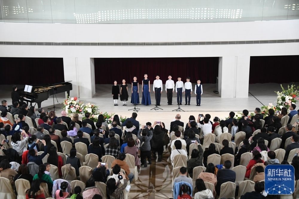 3月21日，金融街童聲合唱團(tuán)在音樂(lè)會(huì)上演出。新華社記者 任超 攝