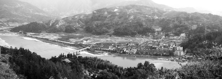 搬遷前的景寧外舍村。供圖 共享聯(lián)盟·景寧