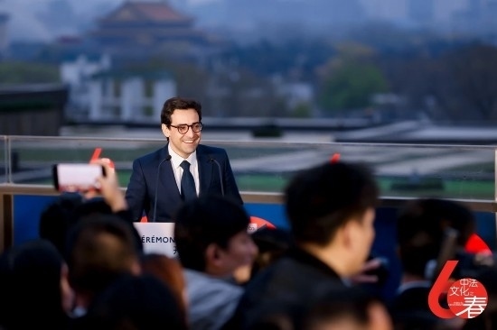 4月1日，法國外長塞茹爾內(nèi)出席第18屆“中法文化之春”藝術節(jié)開幕式。圖片來源：法國駐華大使館