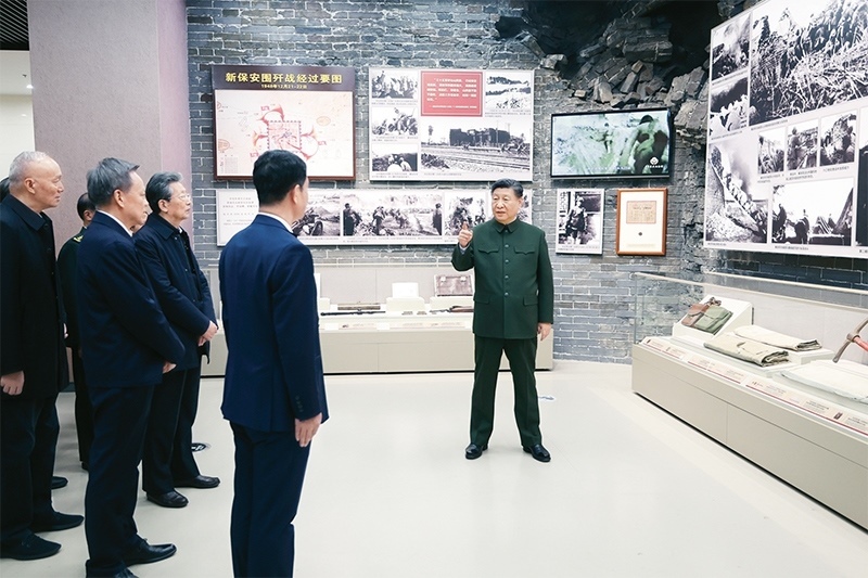 2024年2月1日至2日，中共中央總書記、國家主席、中央軍委主席習近平來到天津，看望慰問基層干部群眾。這是2日上午，習近平在平津戰(zhàn)役紀念館考察。 新華社記者 鞠鵬/攝