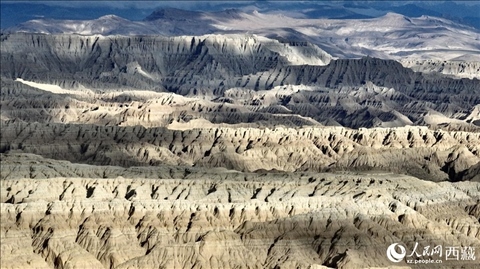 西藏阿里地區(qū)札達(dá)土林國(guó)家地質(zhì)公園。人民網(wǎng)記者 次仁羅布攝