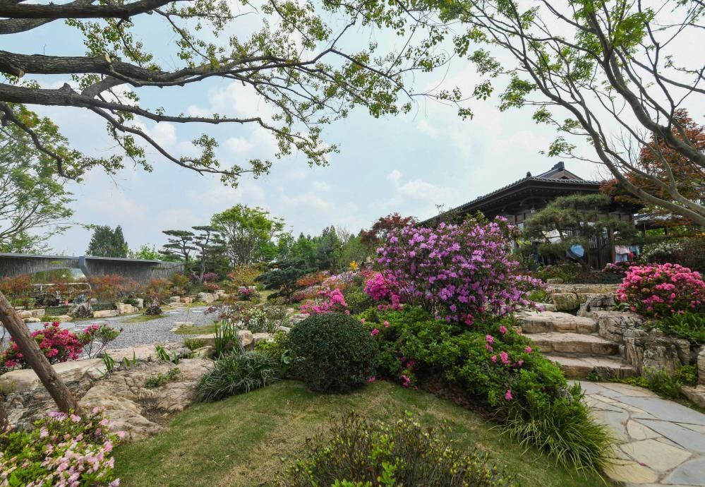 這是2024年4月12日拍攝的成都世園會(huì)主會(huì)場寧波園。新華社記者 王曦 攝