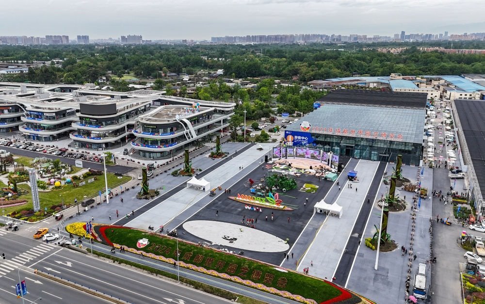 這是2024年4月23日拍攝的成都世園會(huì)郫都分會(huì)場（無人機(jī)照片）。新華社記者 王曦 攝