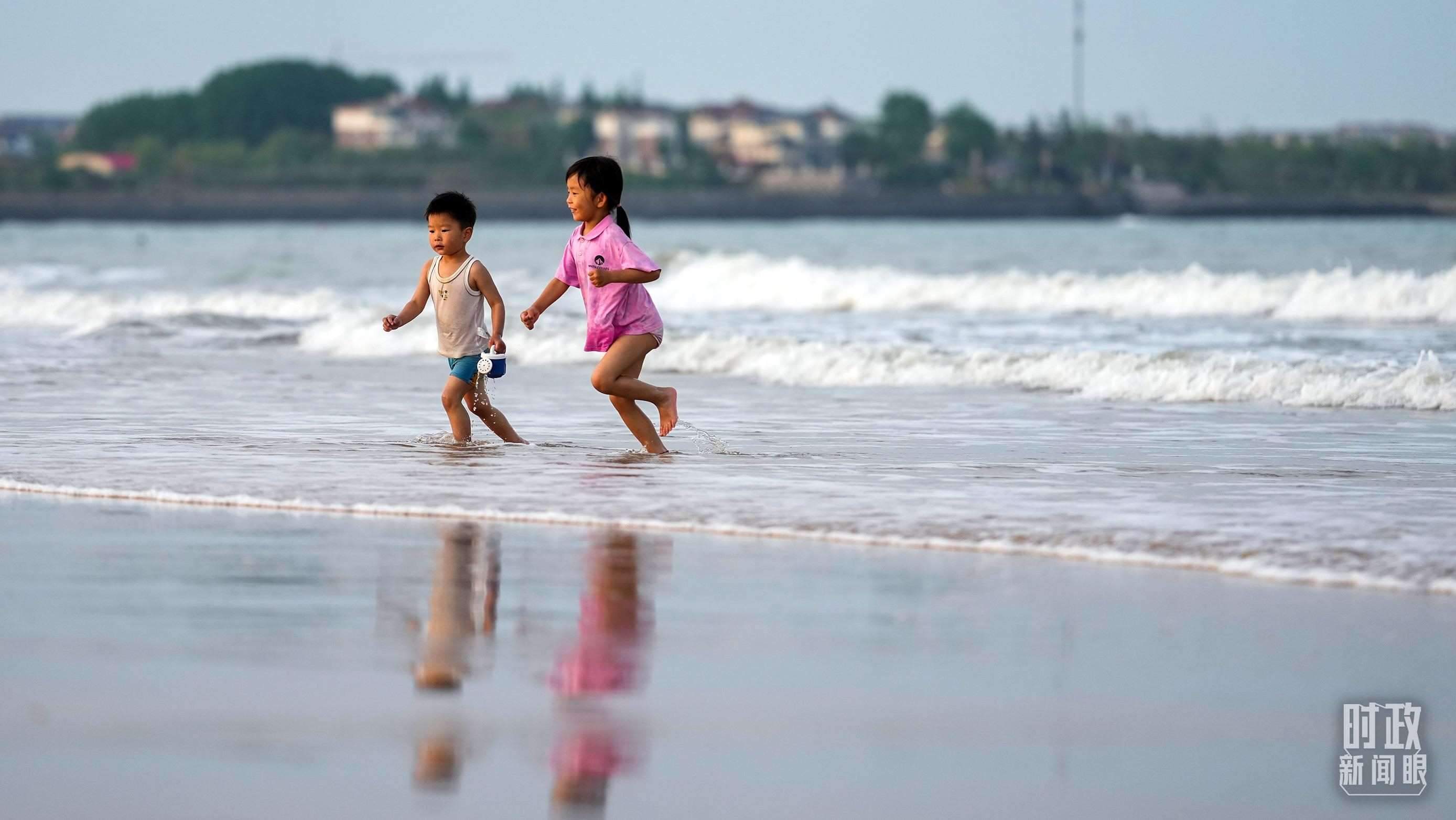山東日照陽(yáng)光海岸。（總臺(tái)國(guó)廣記者李晉拍攝）