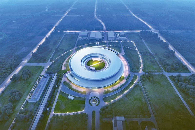 近年來，長三角各省市牢牢把握高質(zhì)量發(fā)展這個首要任務(wù)，因地制宜培育和發(fā)展新質(zhì)生產(chǎn)力，朝著世界級城市群目標邁進。圖為第四代大科學裝置“合肥先進光源”的效果圖（資料圖片）。 新華社發(fā)（中國科學技術(shù)大學國家同步輻射實驗室供圖）