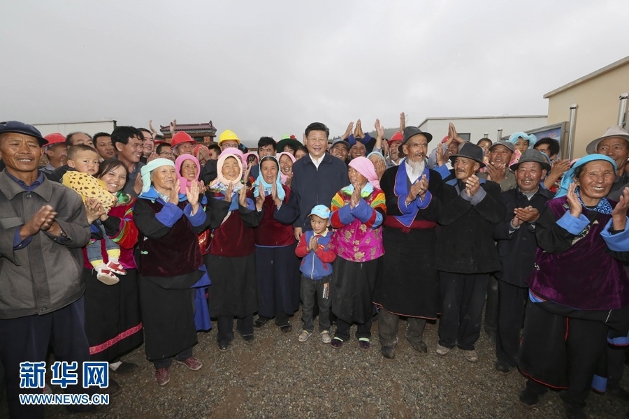 習近平總書記2016年8月23日上午來到海東市互助土族自治縣五十鎮(zhèn)班彥村，考察易地扶貧搬遷新村建設情況。