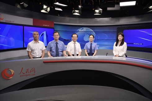 訪談現(xiàn)場。人民網(wǎng)記者 王曉嘯攝