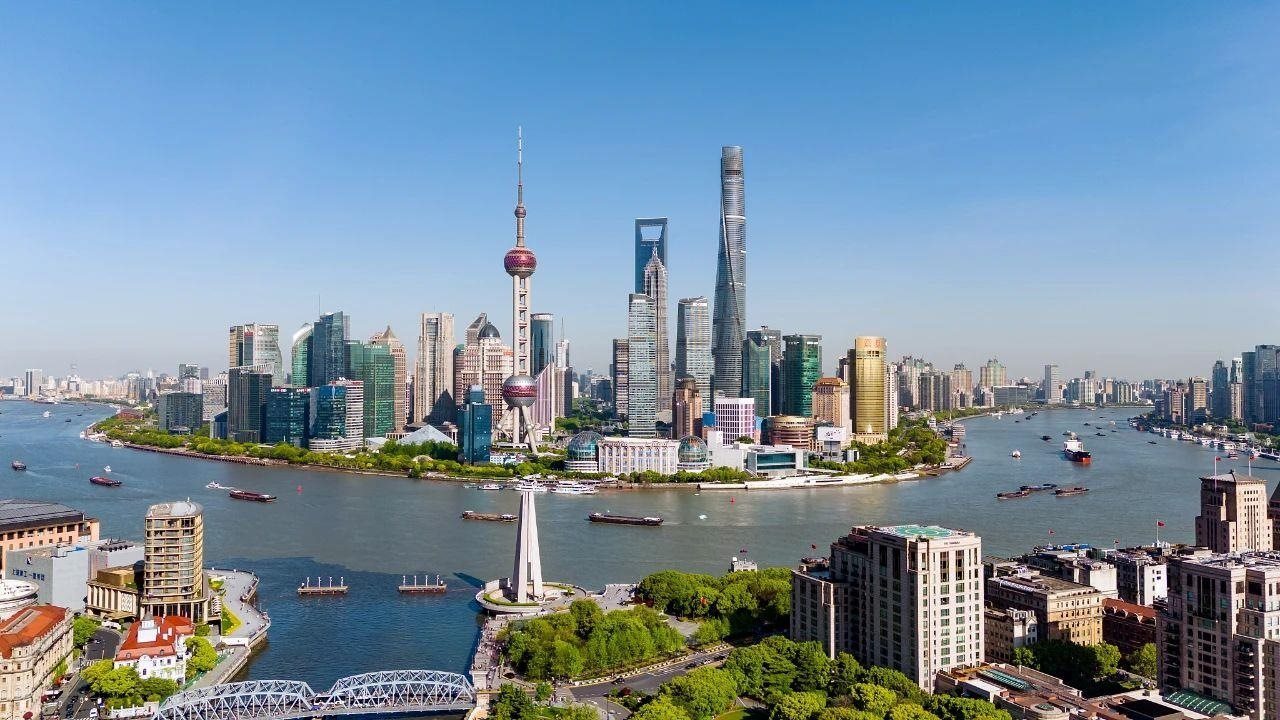 從一扇“門”、一座“城”、兩張“網(wǎng)”，看浦東新區(qū)改革常新