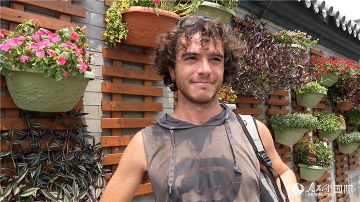 圖為意大利籍游客盧卡·拉·萬科（Luca La Vanco）。人民網(wǎng)記者 吳超嵐攝