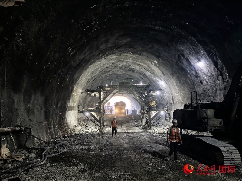 隧道施工現(xiàn)場(chǎng)圖片。人民網(wǎng) 賽義德·邁赫迪攝